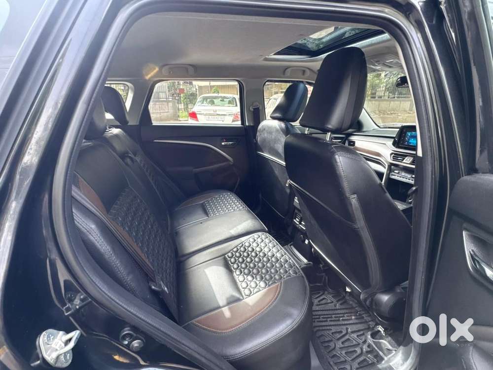 Maruti Suzuki Brezza 1.5 Zxi Smart Hybrid, 2024, Petrol