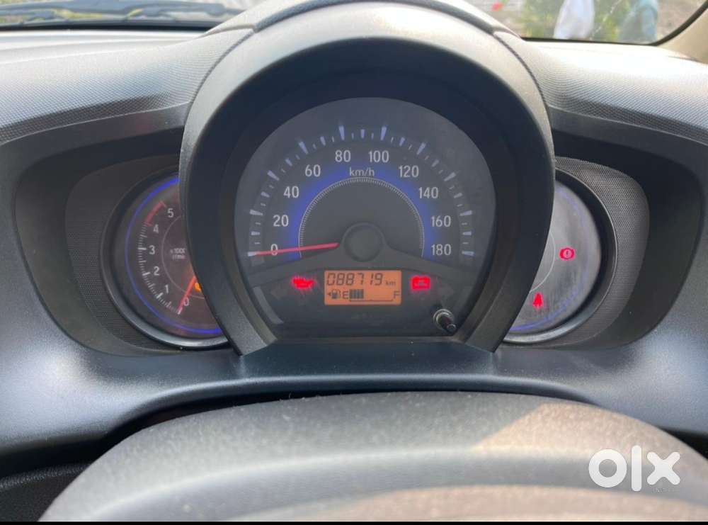 Honda Mobilio, 2016, Diesel