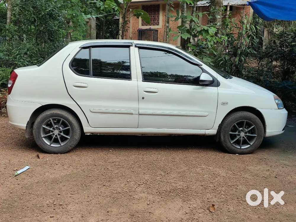 Tata Indigo Ecs Petrol 5th Owner 2013 Model