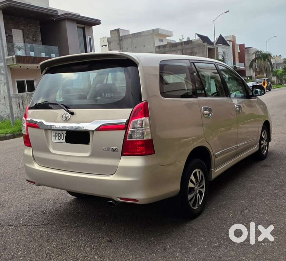Toyota Innova 2.5 Vx 8 Str, 2015, Diesel