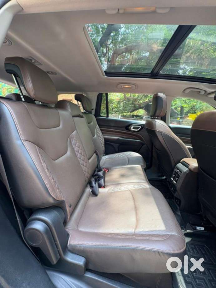 Jeep Meridian Limited (o) At, 2022, Cng & Hybrids
