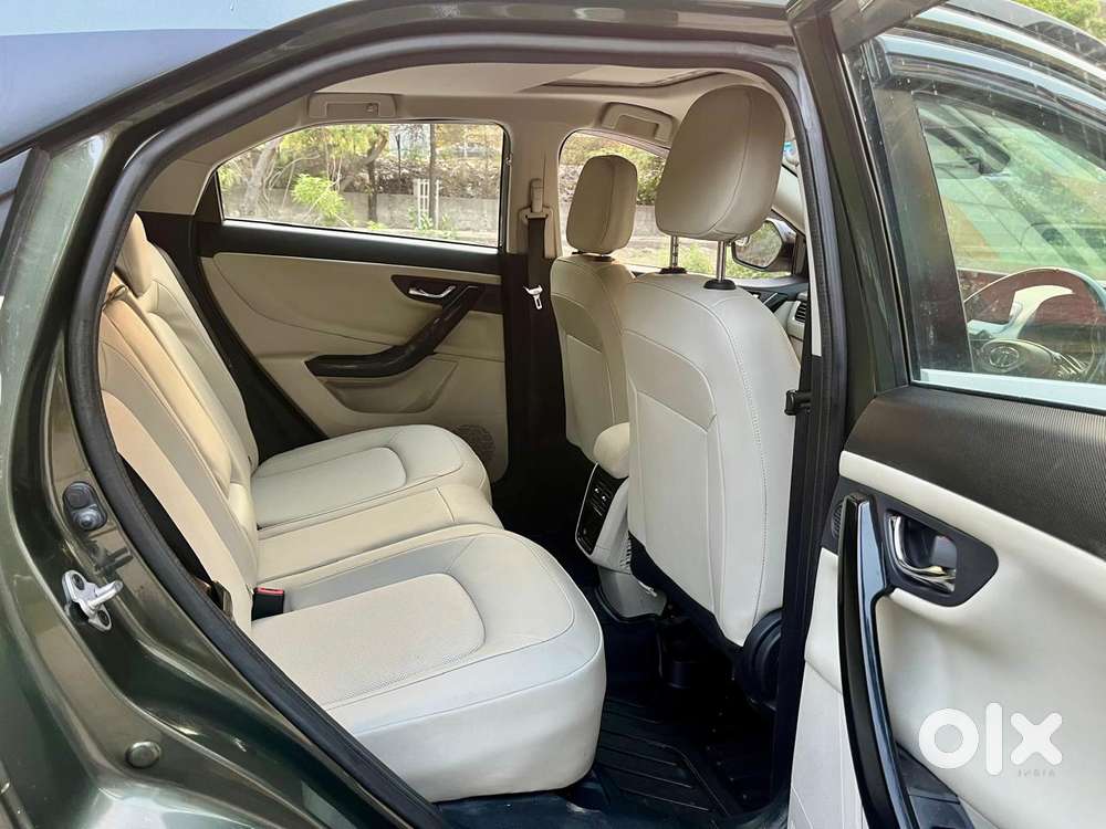 Tata Nexon Xz Plus Luxs, 2023, Petrol