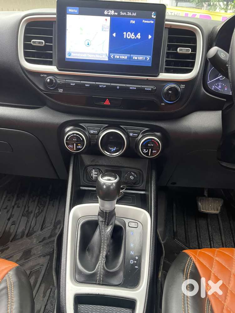Hyundai Venue Sx+ At, 2020, Petrol
