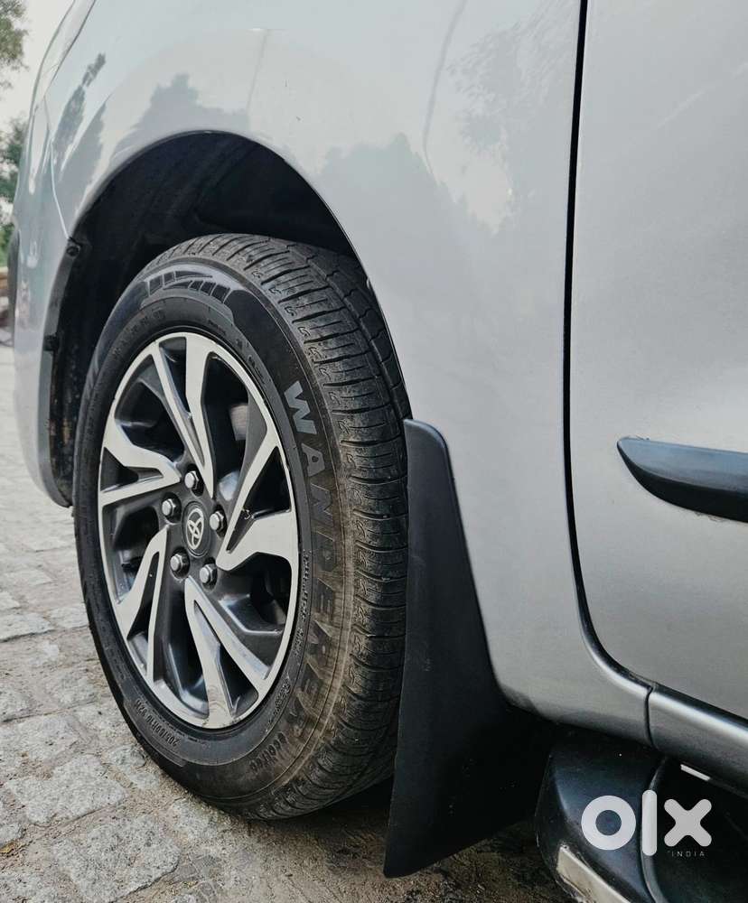 Toyota Innova Crysta [2020-ongoing] 2.4 Gx 7 Str, 2021, Diesel