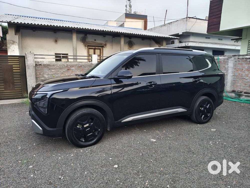 Kia Carens Clavis Ev, 2025, Electric