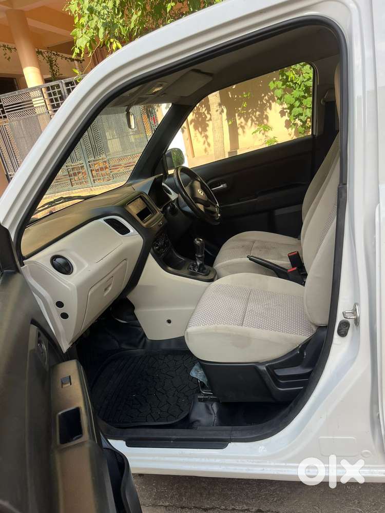 Maruti Suzuki Wagon R 1.2 Vxi, 2022, Petrol