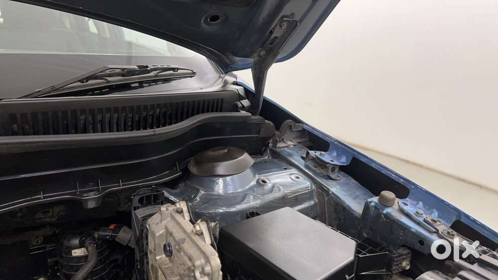 Maruti Suzuki Vitara Brezza Zdi+ Dual Tone Mt, 2017, Diesel