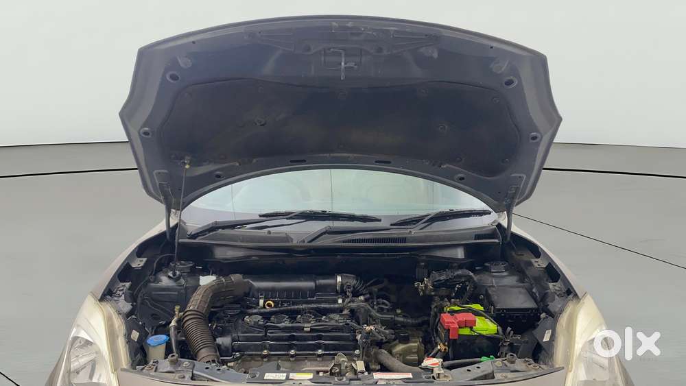 Maruti Suzuki Swift Dzire Amt Vxi, 2018, Petrol