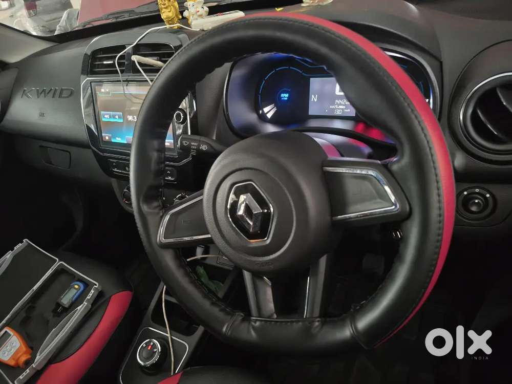 “2022 Kwid Rxt Amt  1440 Km  Single Owner  Like New”