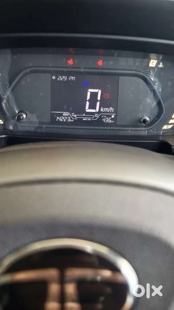 Tata Punch 1.2 Revotron Petrol 2025