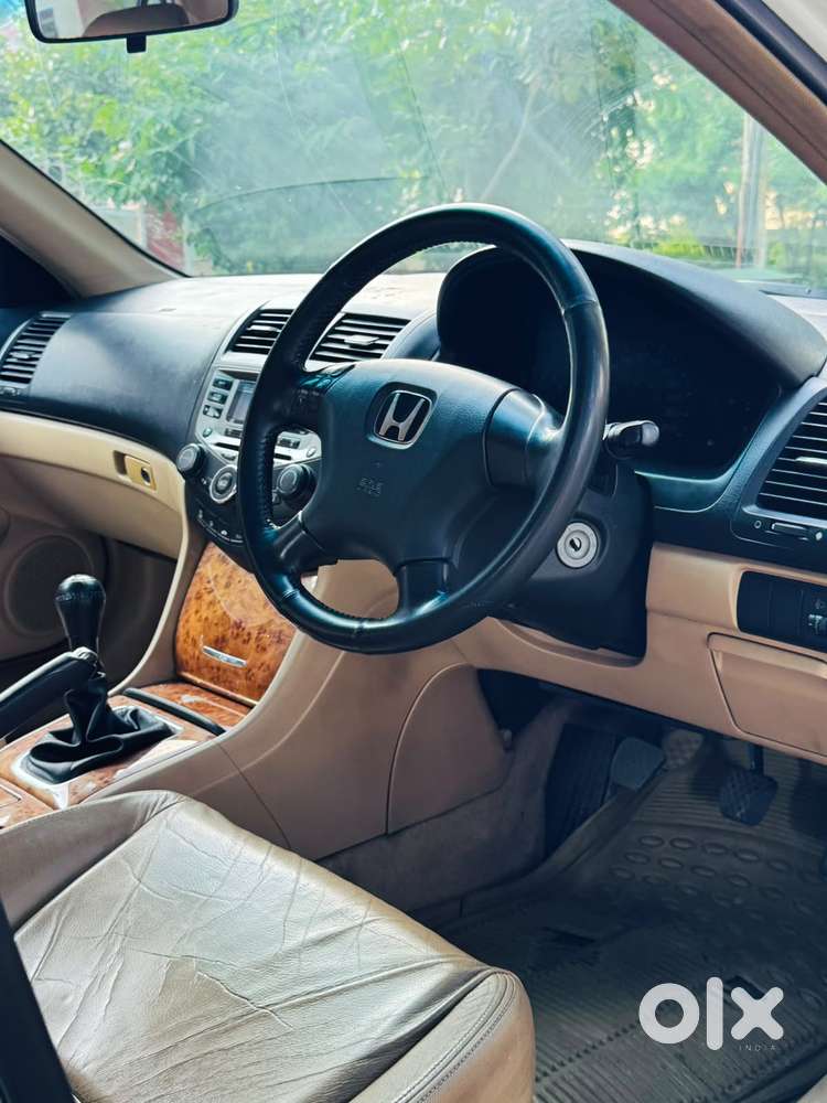Honda Accord 2.4 Vti-l Manual, 2004, Petrol