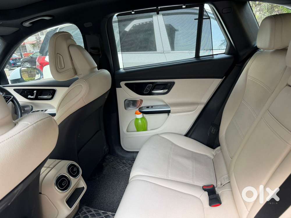 Mercedes-benz Glc Class 300 Celebration Edition, 2023, Petrol