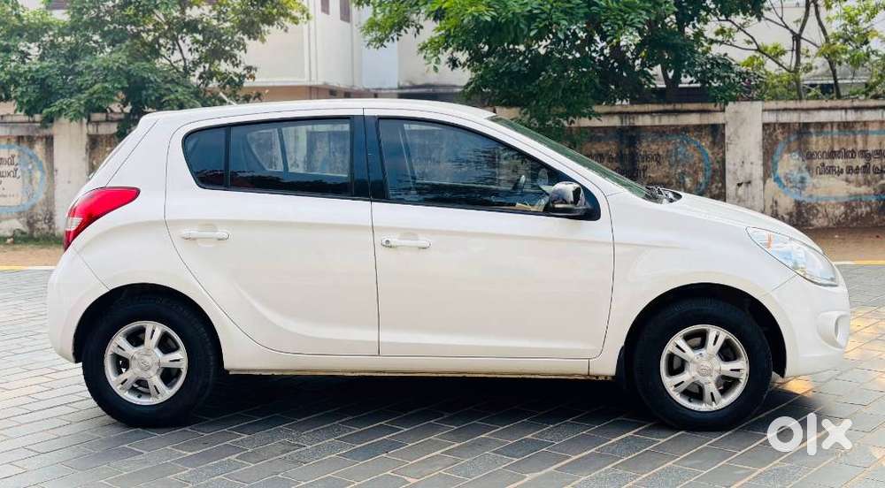 Hyundai I20 Diesel Asta Option, 2012, Diesel