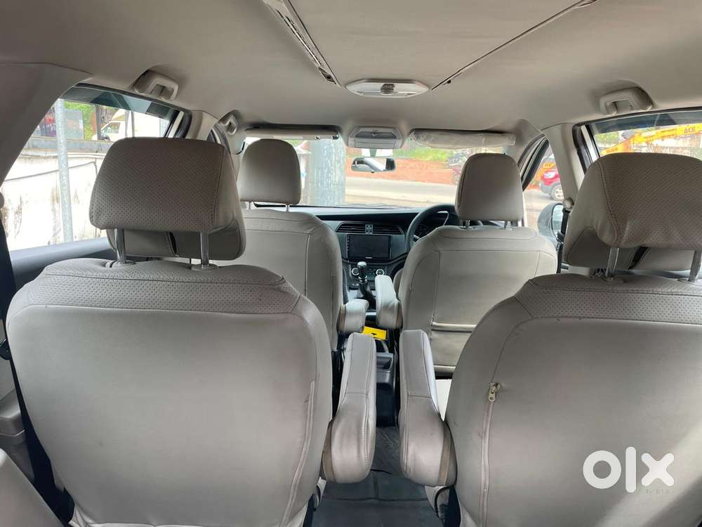 Mahindra Marazzo M2 8str, 2022, Diesel