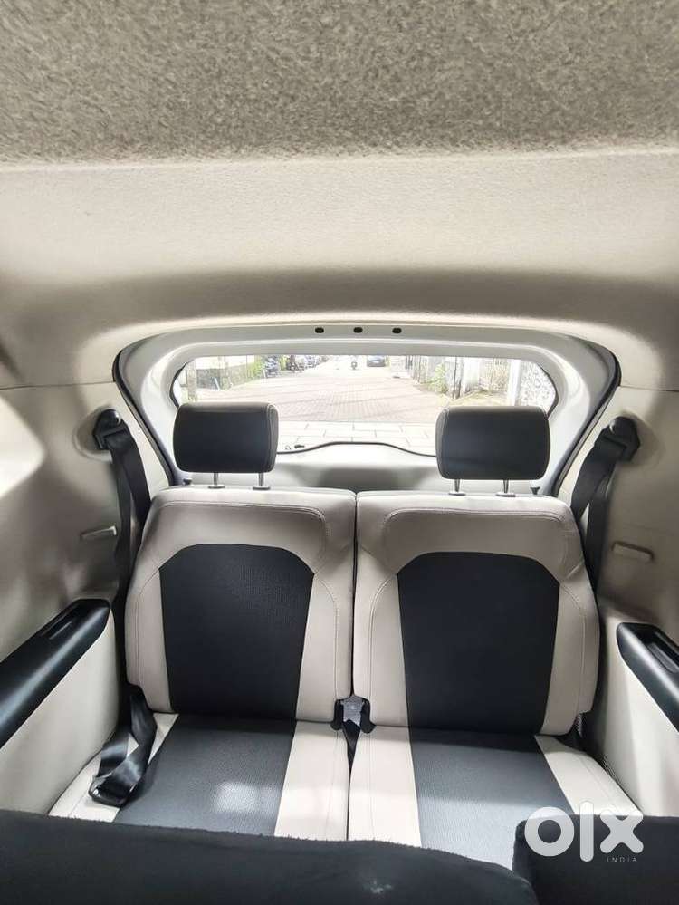 Renault Triber Rxt, 2021, Petrol