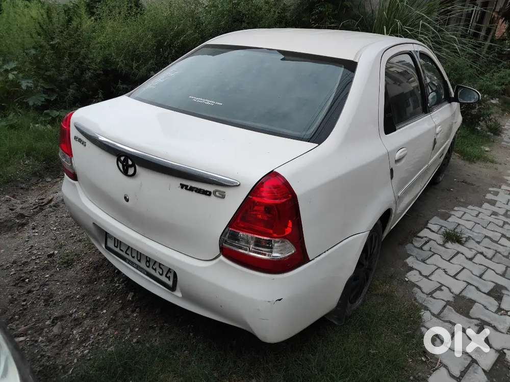 Toyota Etios 2013 Petrol Well Maintained