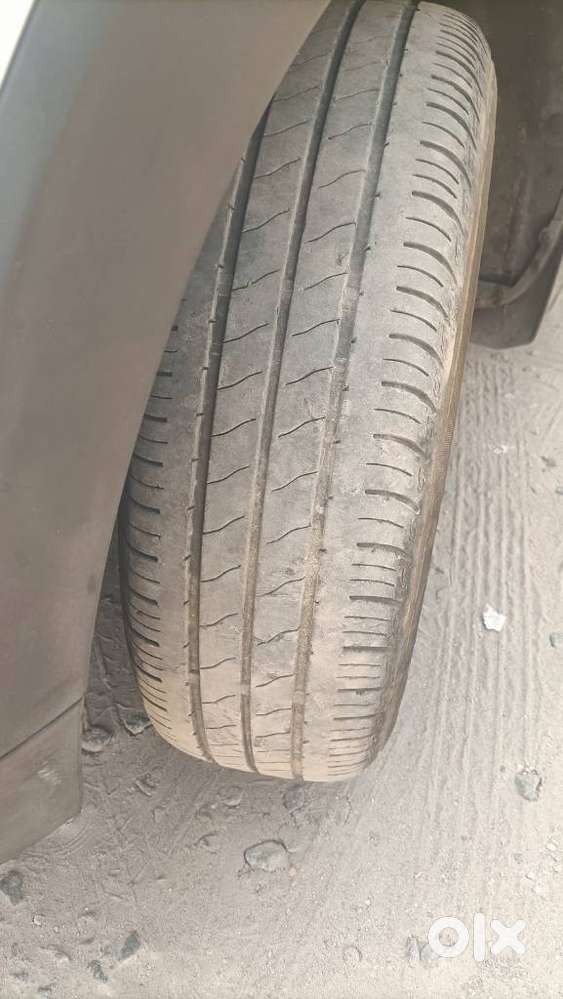 Renault Triber Rxz, 2024, Petrol