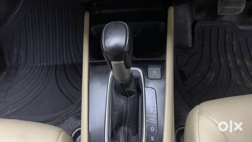 Honda City I-vtec Cvt Zx, 2022, Petrol