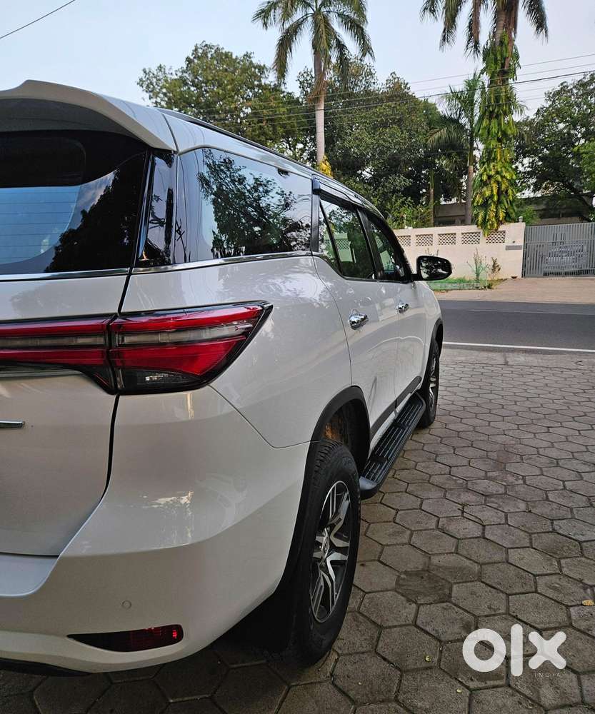 Toyota Fortuner [2021-ongoing] 2.8 2wd Diesel Mt, 2023, Diesel