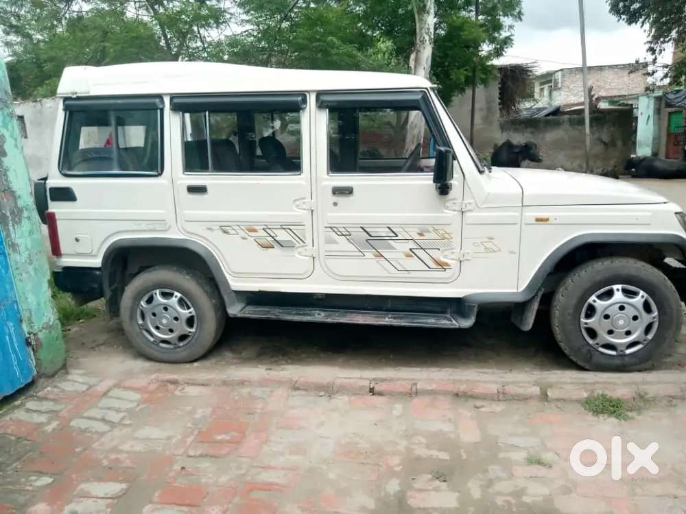 Mahindra Bolero Neo 2015