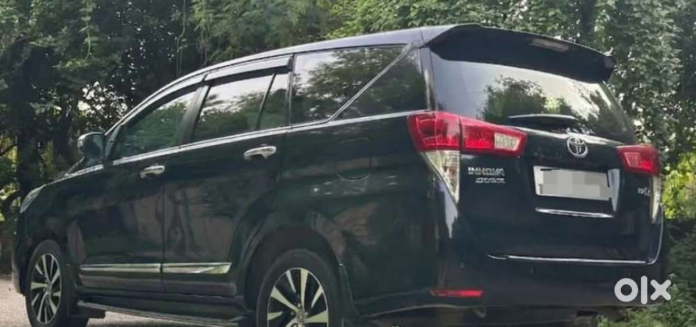 Toyota Innova Crysta 2.7 Zx At, 2022, Petrol
