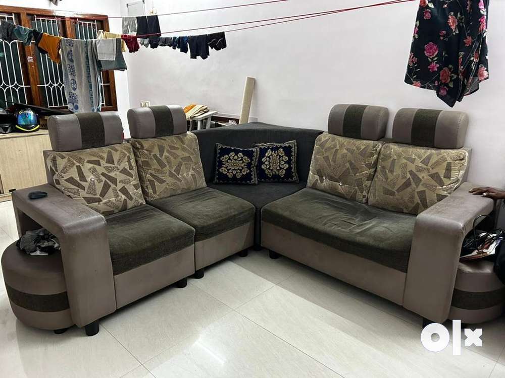 L shaped sofa deals olx