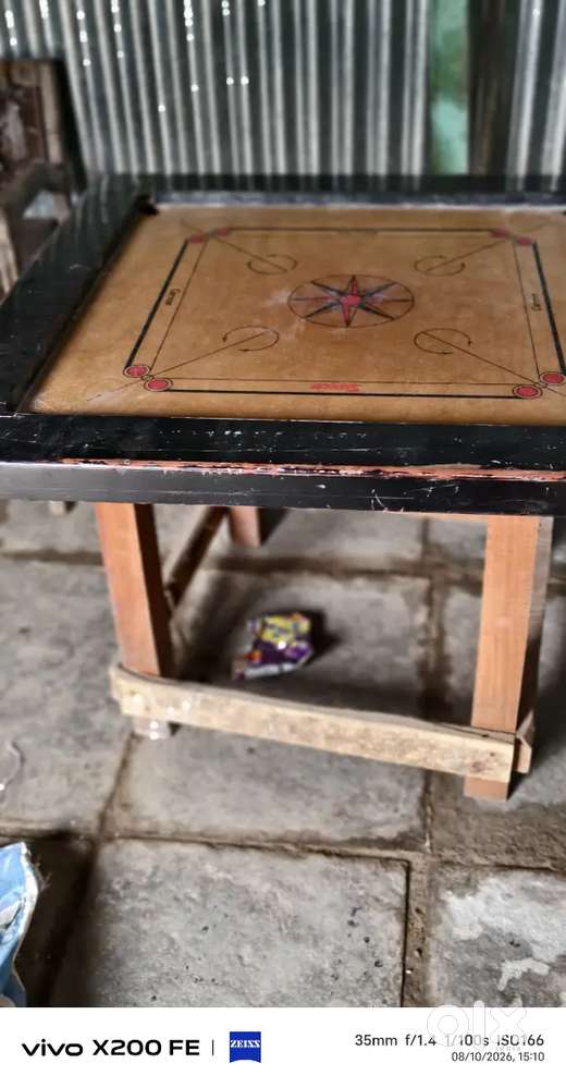 Carrom surco