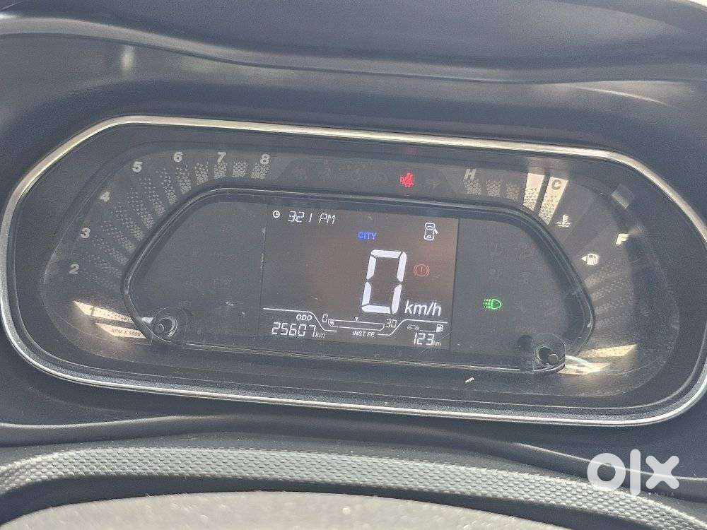 Tata Nexon 1.2 Revotron Xm (s), 2022, Petrol