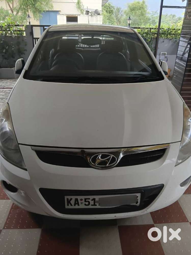 Hyundai I20 Petrol Asta Dual Tone, 2011, Petrol