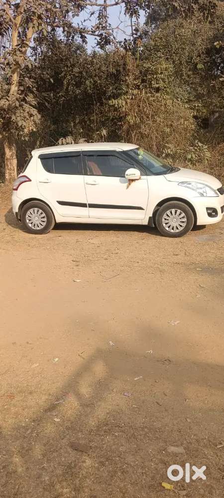 Maruti Suzuki Swift 2016 Petrol 70000 Km Driven