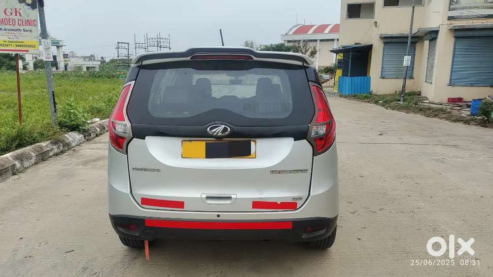 Mahindra Marazzo 2019