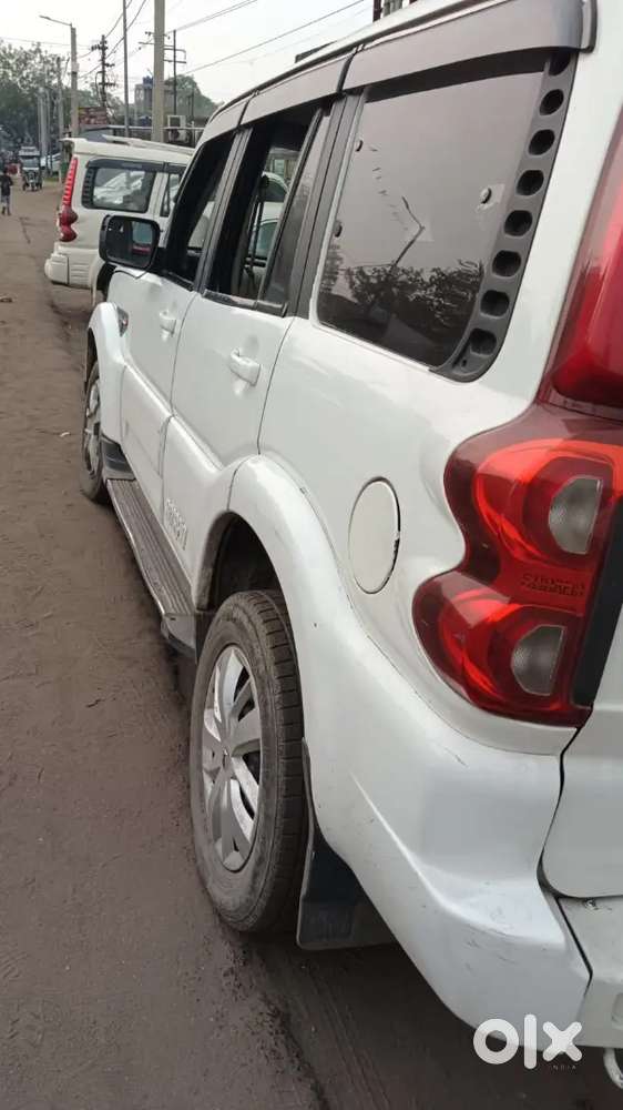 Mahindra Scorpio 2016 Diesel 185000 Km Driven