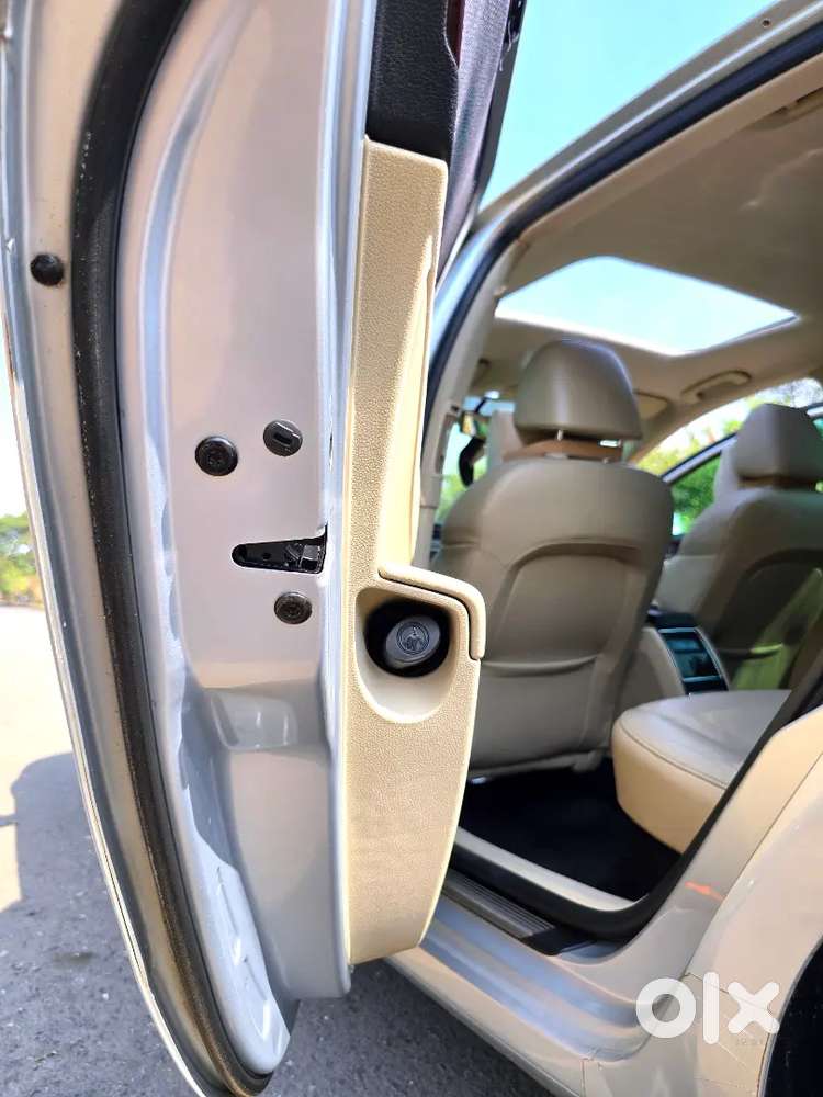 Skoda Superb 2015 Mint Condition