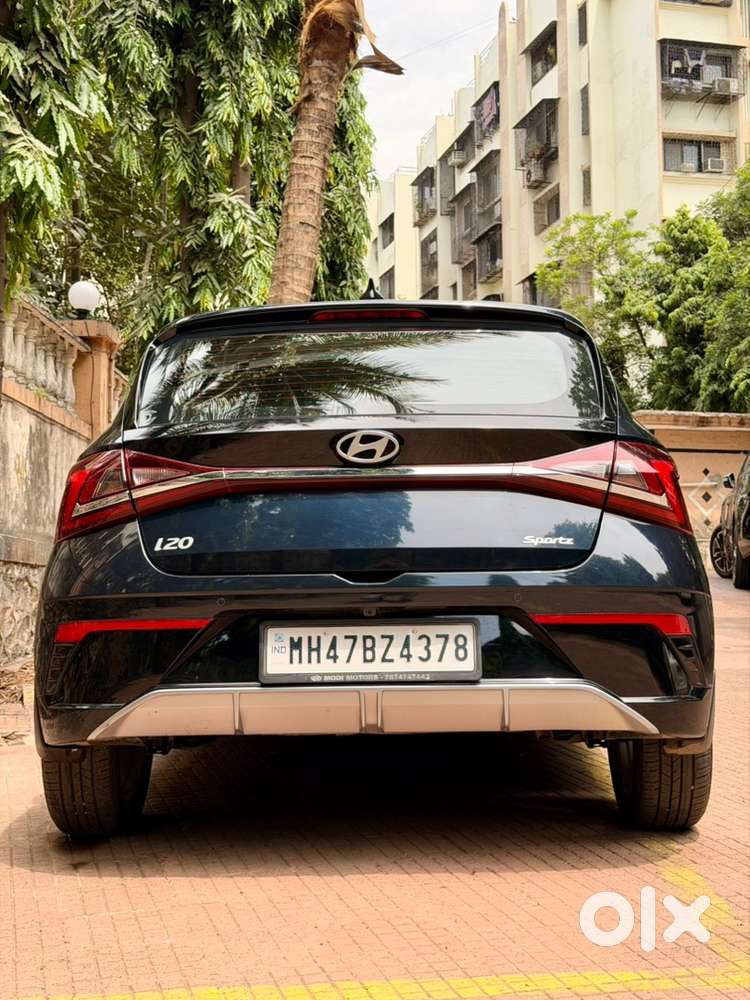 Hyundai I20 Sportz Automatic Petrol 2025