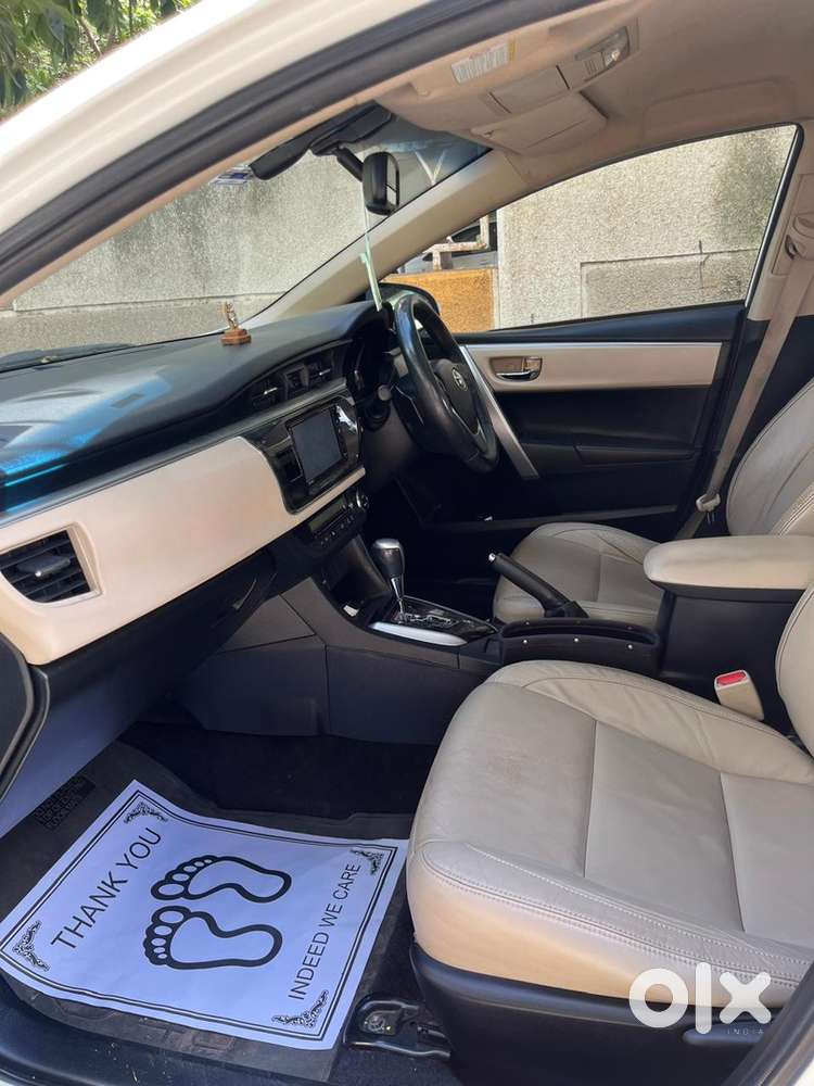 Toyota Corolla Altis 2016