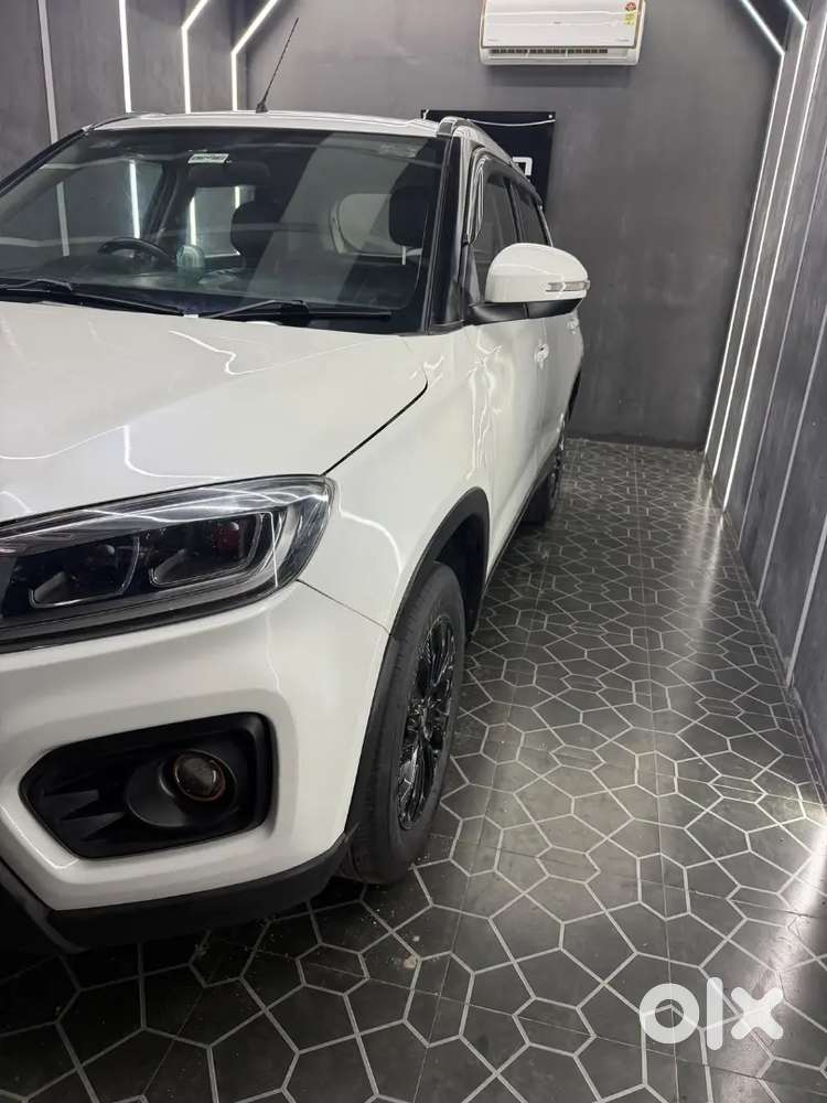 Maruti Brezza Zxi 2021