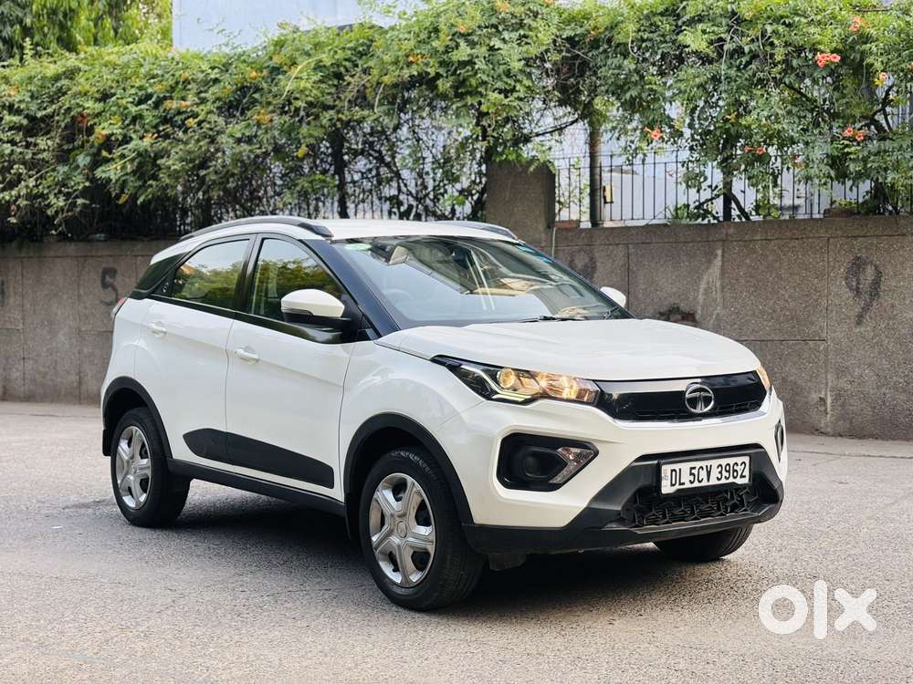 Tata Nexon 1.2 Revotron Xma Amt, 2023, Petrol