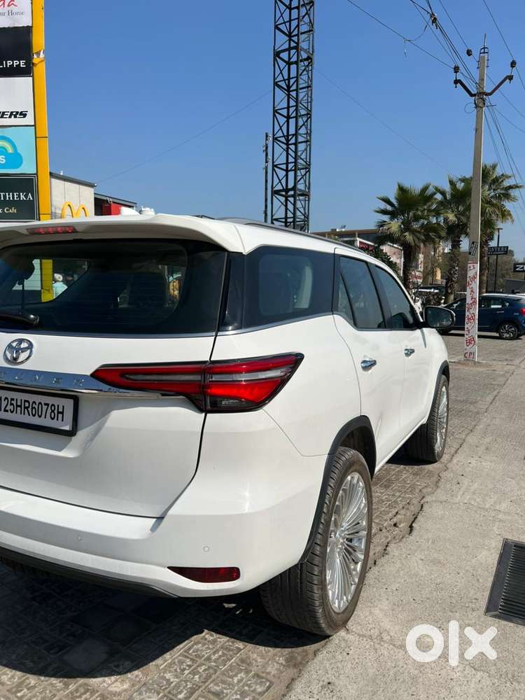 Toyota Fortuner 4x2 At 2.8 Diesel, 2025, Diesel