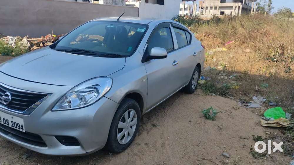 Nissan Sunny 2013