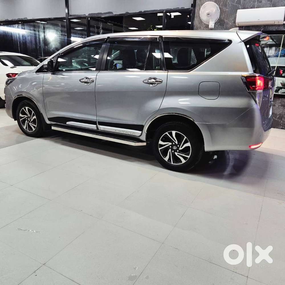 Toyota Innova Crysta 2.4 V 7 Str, 2023, Diesel