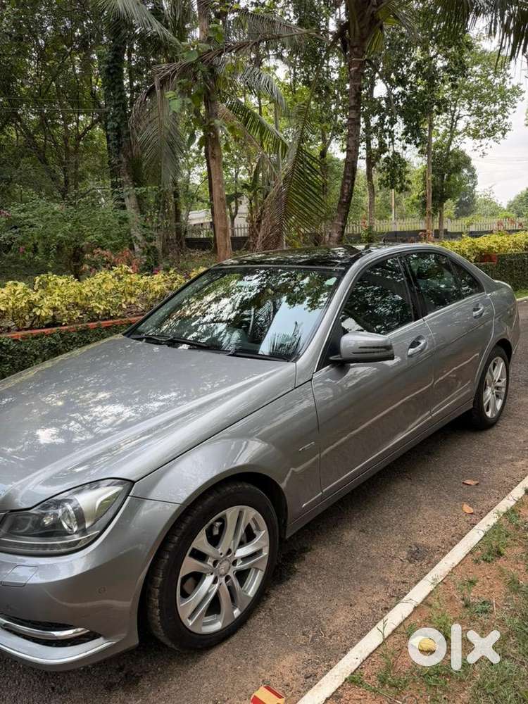 Mercedes-benz C-class 2011 Diesel 89375 Km Driven