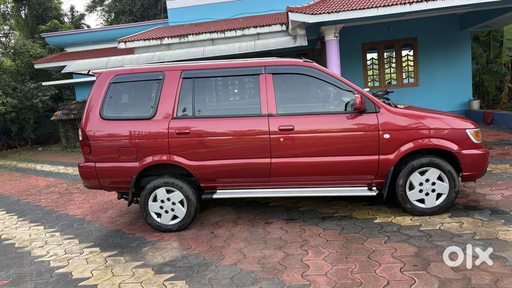 Chevrolet Tavera Neo 3 Ls- 7 Str Bs-iii, 2012, Diesel