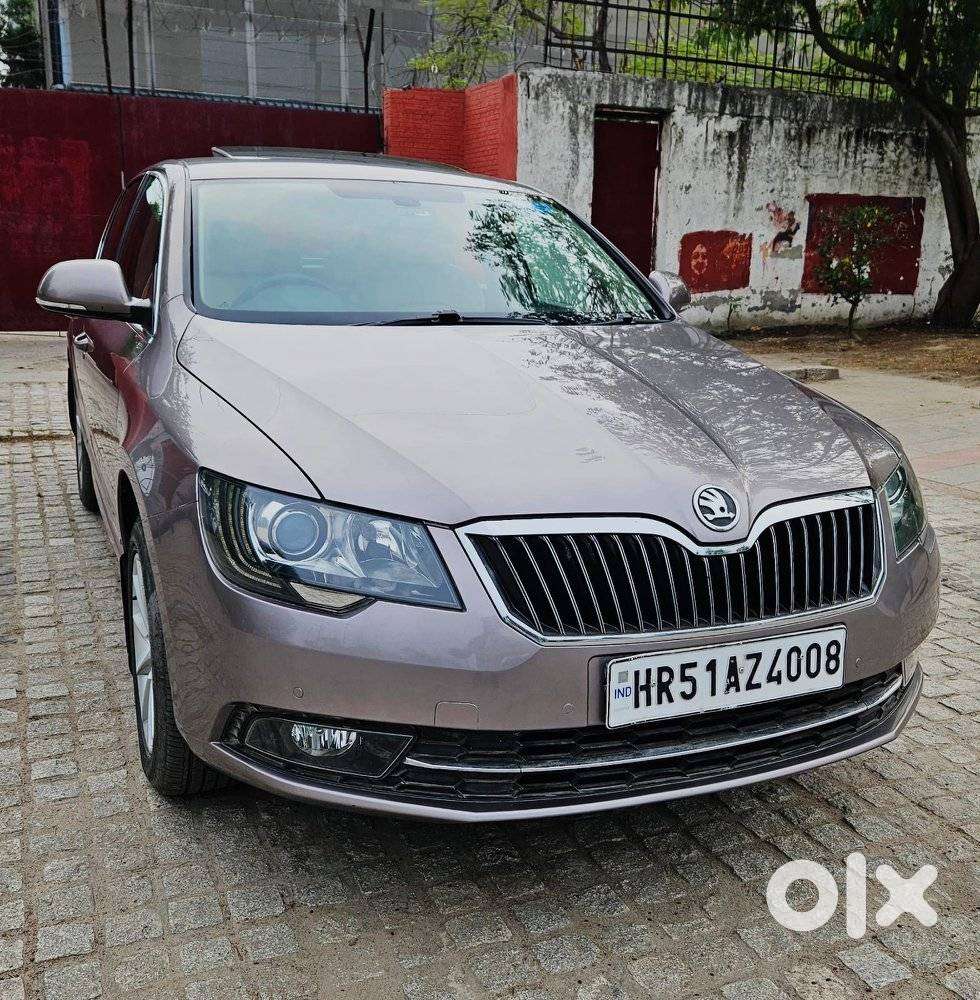 Skoda Superb Elegance 1.8 Tsi At, 2014, Petrol