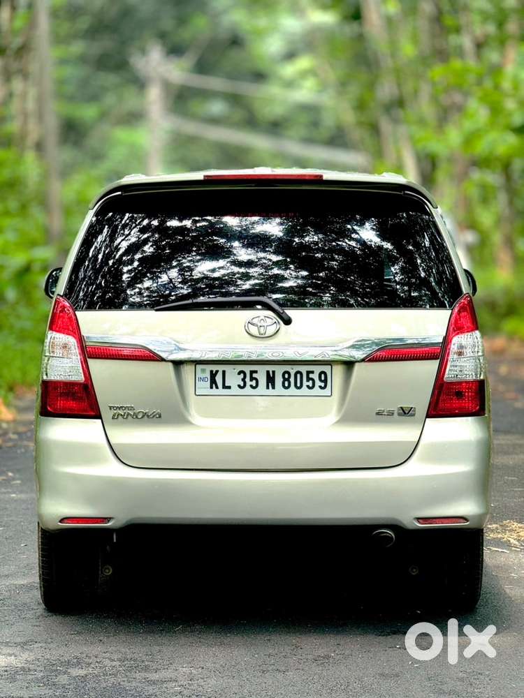 Toyota Innova 2015 Diesel 184500 Km Driven
