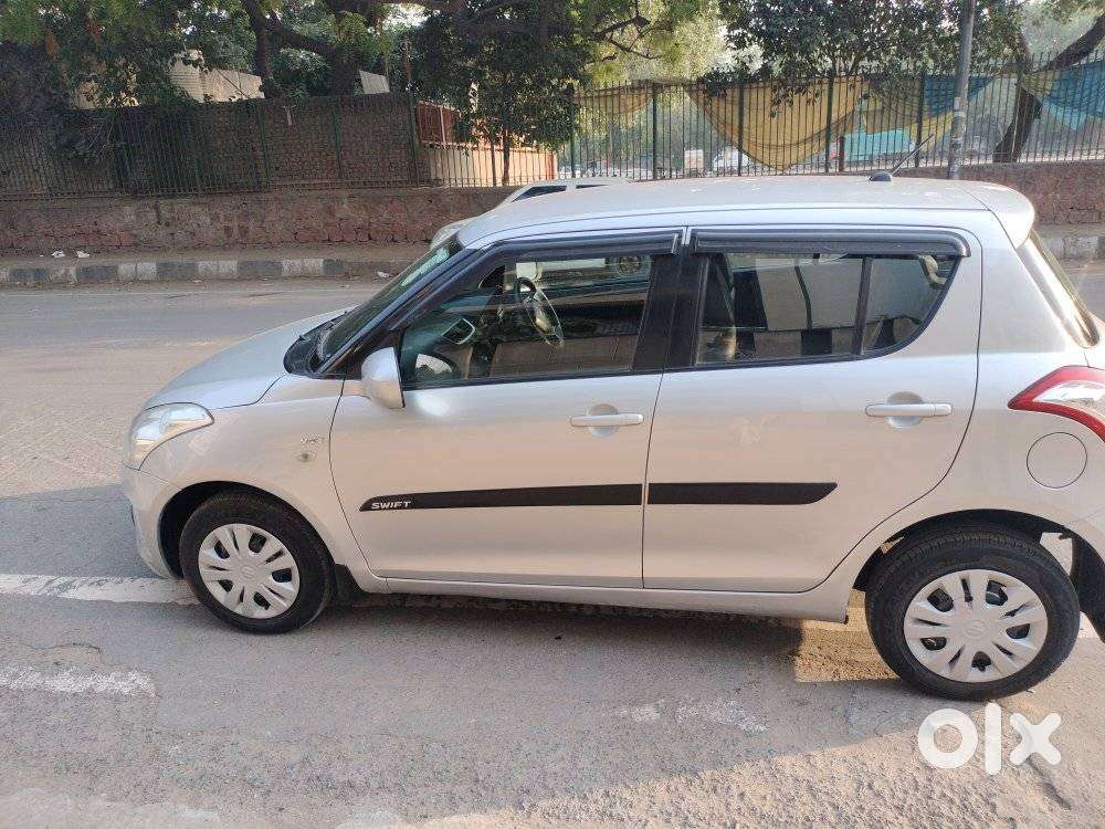 Maruti Suzuki Swift 1.3 Dlx, 2017, Petrol