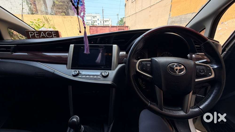 Toyota Innova Crysta 2017