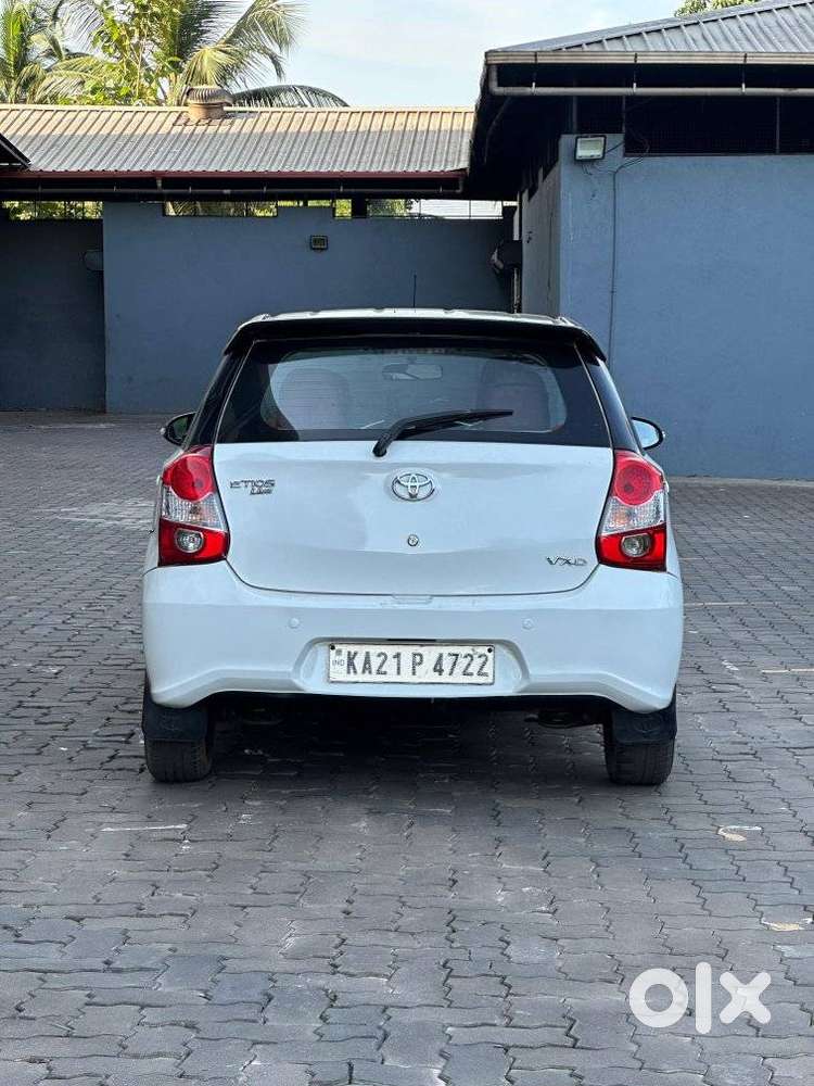 Toyota Etios Liva Vxd, 2017, Diesel