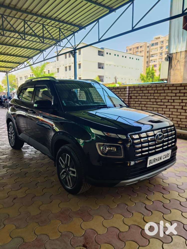 Hyundai Venue 1.0 S (o) Turbo Dct, 2024, Petrol
