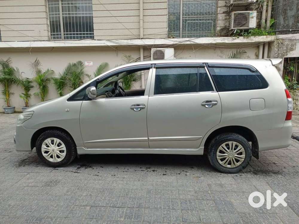 Toyota Innova 2.5 G (diesel) 8 Seater Bs Iv, 2015, Diesel