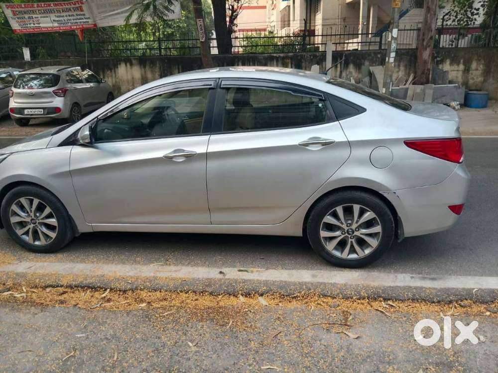Hyundai Verna Sx(o) Petrol At, 2015, Petrol